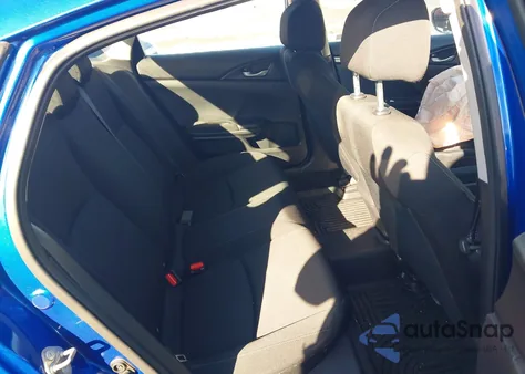 2018 Honda Civic Lx z USA, uszkodzony, nr VIN 19XFC2F57JE204173